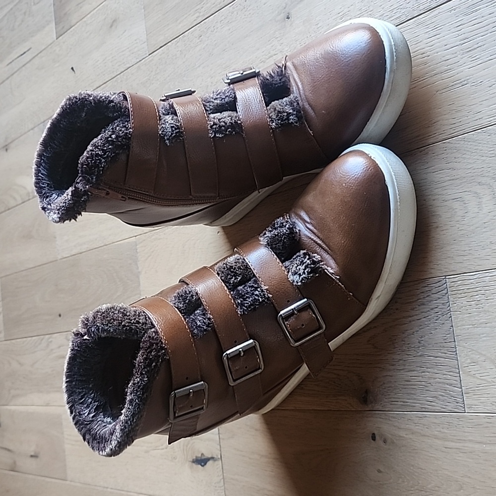 Coconuts by Matisse ankle boots